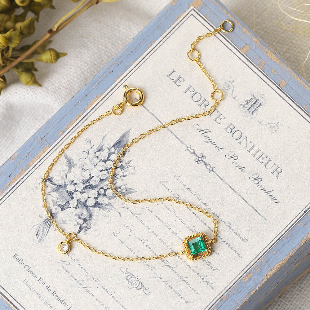 Natural Emerald Stone Crystal Pendant Bracelet